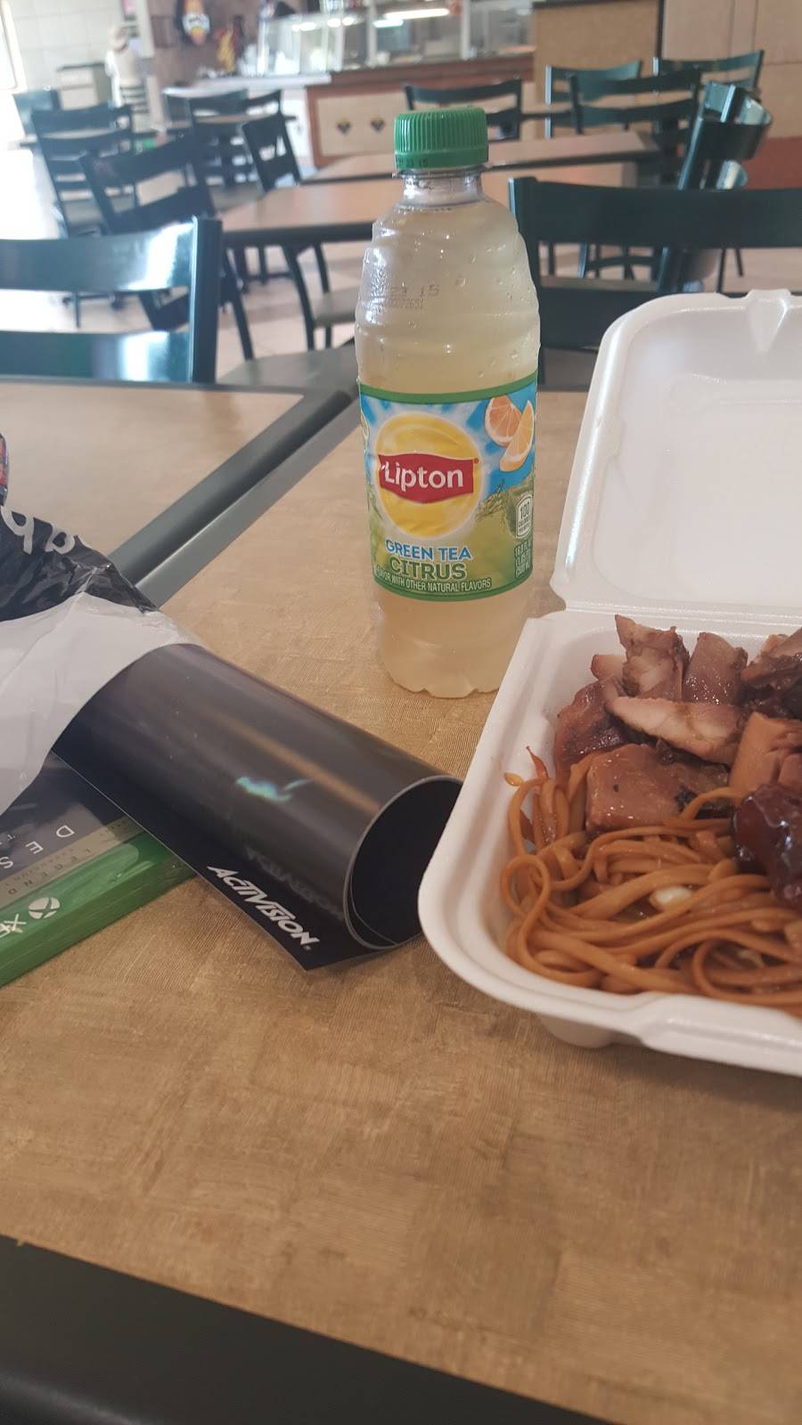 Famous Wok | restaurant | 2200 W War Memorial Dr, Peoria, IL 61614, USA | 3096860663 OR +1 309-686-0663