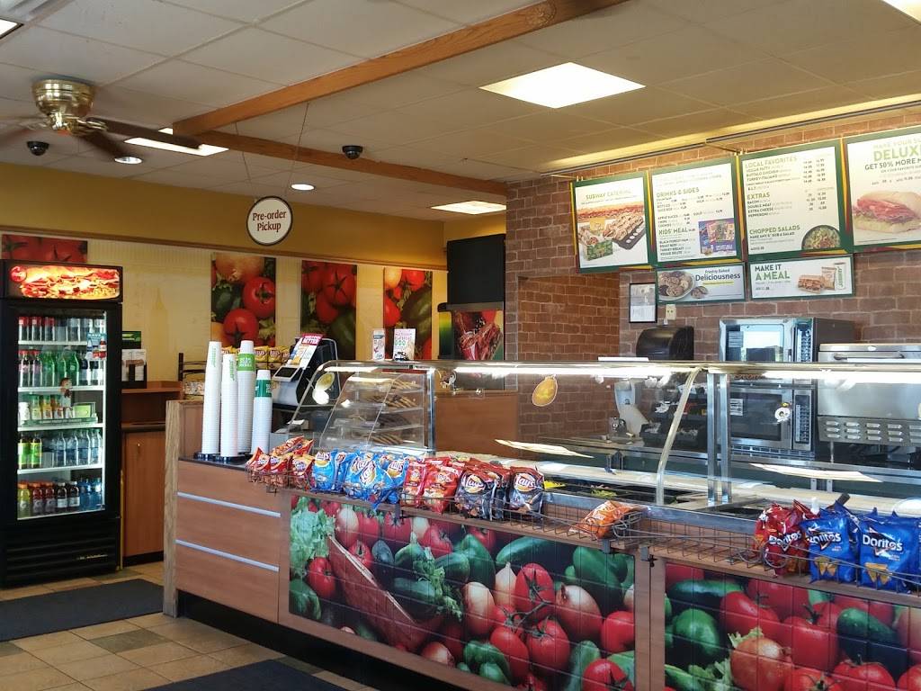 Subway | restaurant | 5194 W Taft Rd C, Clay, NY 13041, USA | 3154526700 OR +1 315-452-6700