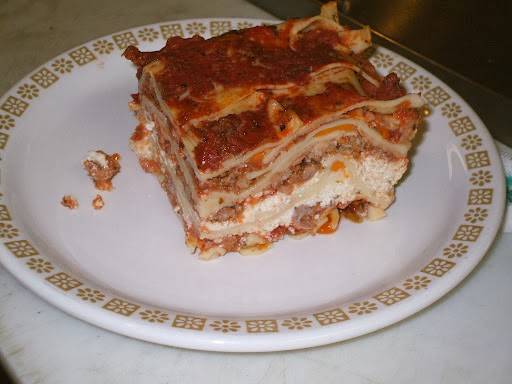 Mikes Place | restaurant | 19 Ferry St, Leetsdale, PA 15056, USA | 7242669904 OR +1 724-266-9904