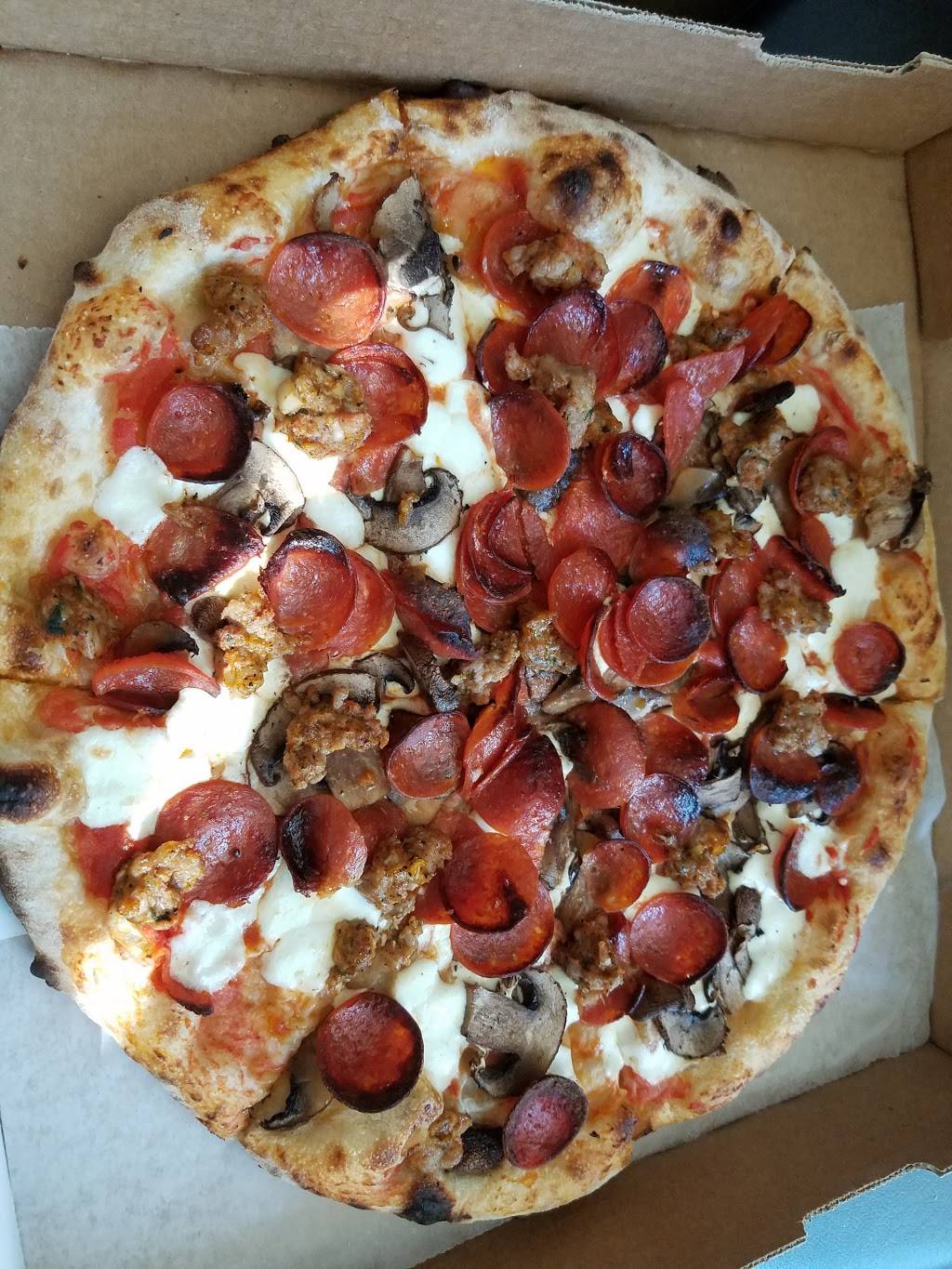 RedRocks H Street | restaurant | 1348 H St NE, Washington, DC 20002, USA | 2026217300 OR +1 202-621-7300