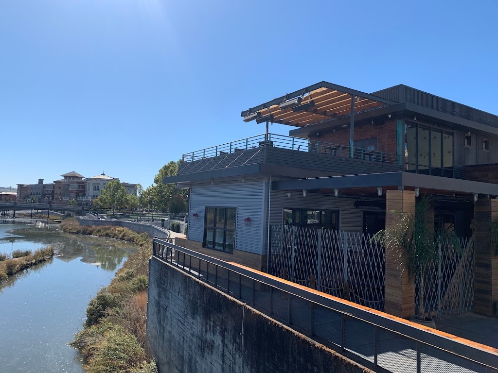 Wilfreds Lounge | restaurant | 967 1st St, Napa, CA 94559, USA | 7076909957 OR +1 707-690-9957