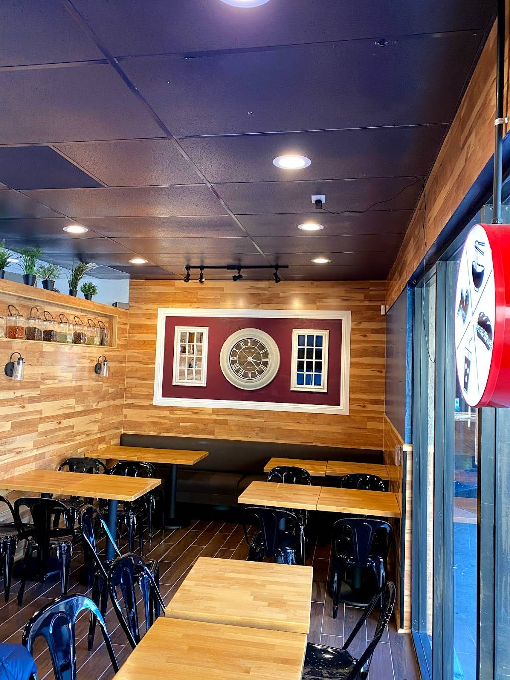 Viet Kitchen | restaurant | 14650 Roscoe Blvd, Panorama City, CA 91402, USA | 8188105959 OR +1 818-810-5959