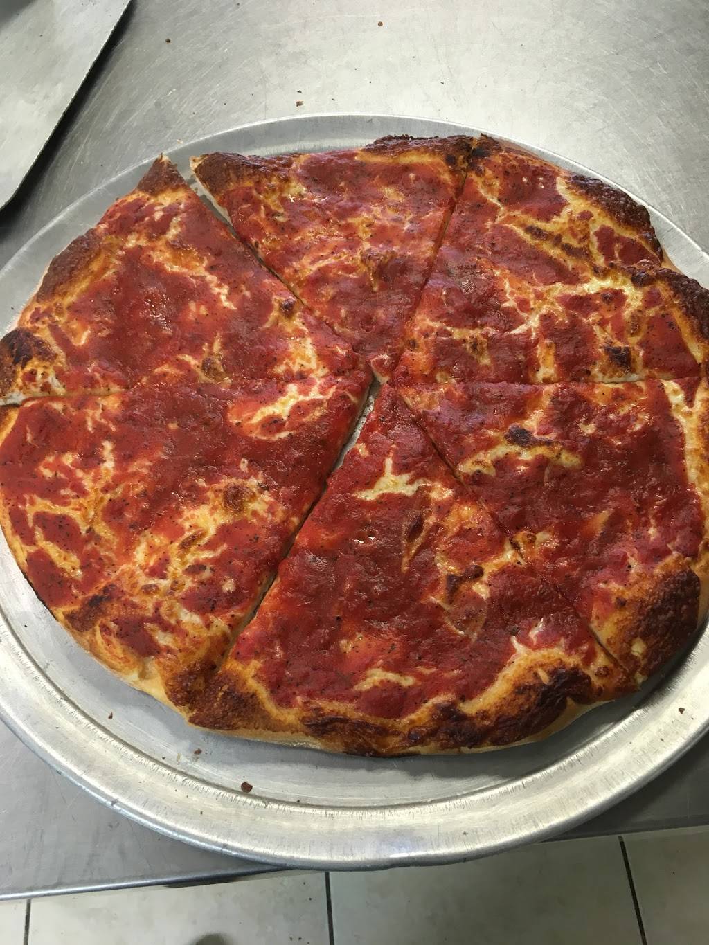 Lorettas pizza | restaurant | 2900 Arendell St #11, Morehead City, NC 28557, USA | 2527730999 OR +1 252-773-0999