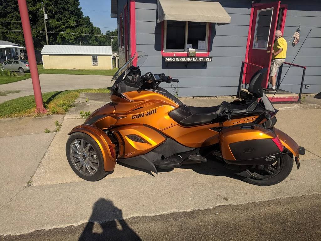 Martinsburg Dairy Isle | restaurant | 18 Market St, Martinsburg, OH 43037, USA | 7406682046 OR +1 740-668-2046