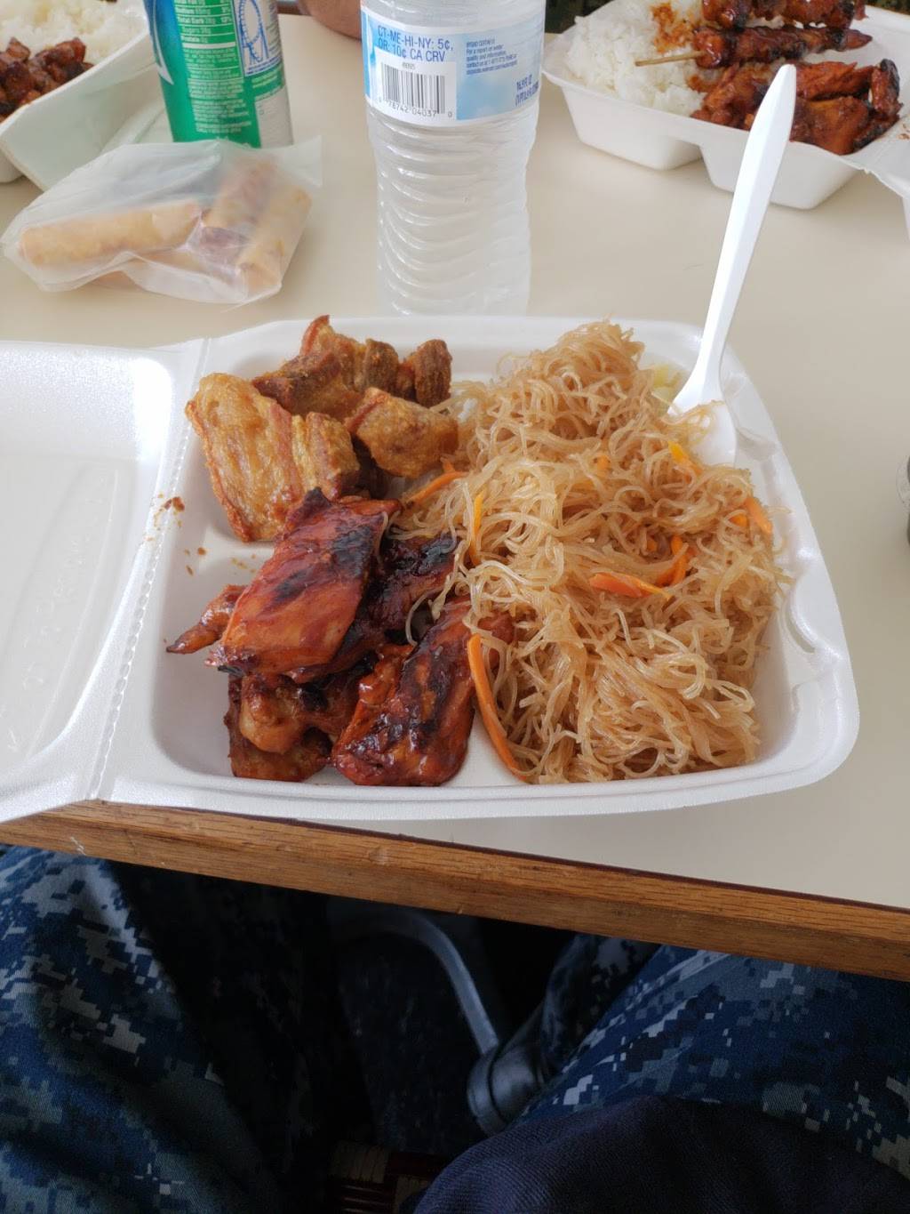 Raymonds Pinoy Kusina | restaurant | 928 Poquonnock Rd, Groton, CT 06340, USA | 8604408157 OR +1 860-440-8157