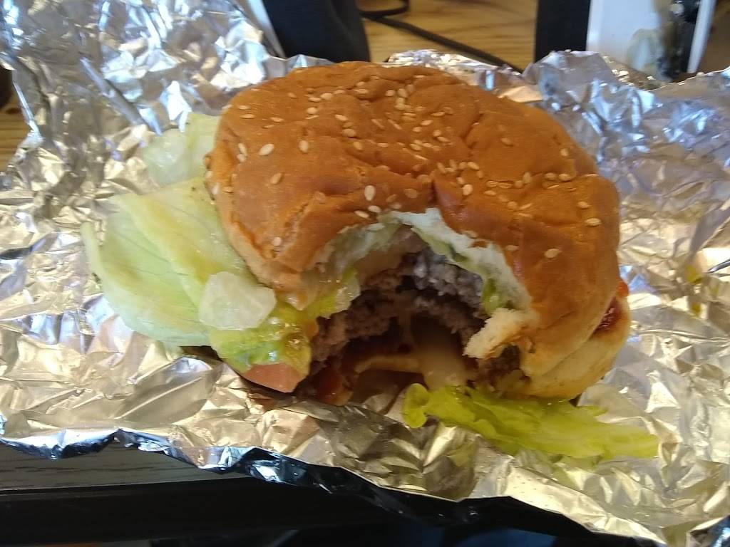 Five Guys | meal takeaway | 1855 41st Ave, Capitola, CA 95010, USA | 8314751948 OR +1 831-475-1948