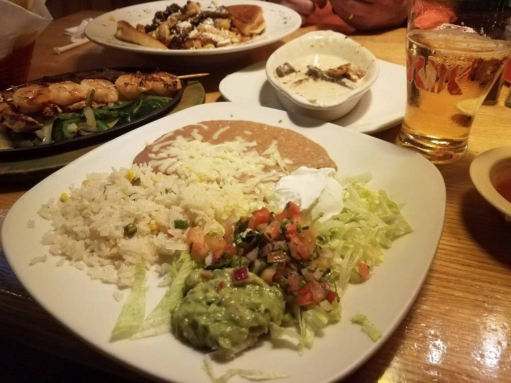 Laredos Mexican Bar & Grill | restaurant | 1860 Sandy Plains Rd, Marietta, GA 30066, USA | 6784533663 OR +1 678-453-3663