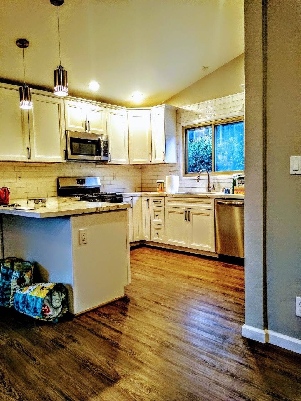 Robert coanepa | restaurant | 6438 Spear St, San Diego, CA 92120, USA | 6195826350 OR +1 619-582-6350