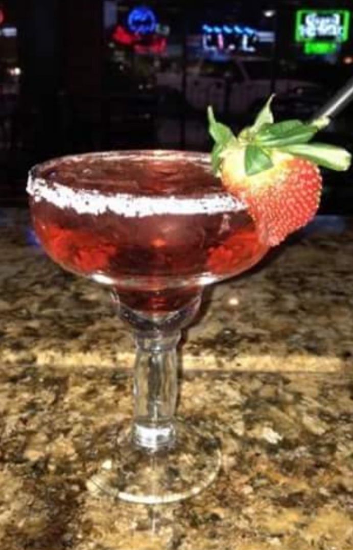 The District Bar And Grill | restaurant | 216 Court Ave #101, Des Moines, IA 50309, USA | 5152440193 OR +1 515-244-0193