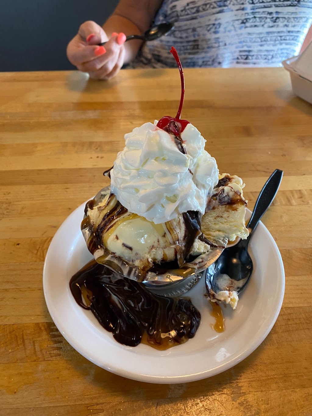 Tamarisk Restaurant | restaurant | 1710 E Main St, Green River, UT 84525, USA | 4355648109 OR +1 435-564-8109