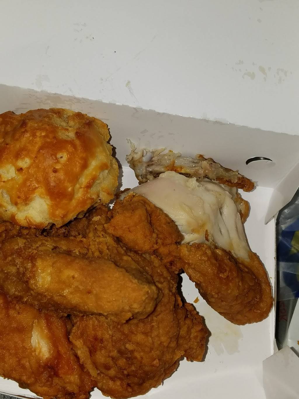 Churchs Chicken | restaurant | 7444 S Central Ave, Phoenix, AZ 85040, USA | 6022763365 OR +1 602-276-3365