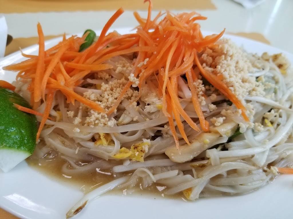 Thai Bangkok Restaurant | restaurant | 9112 W Brown Deer Rd, Milwaukee, WI 53224, USA | 4143620189 OR +1 414-362-0189