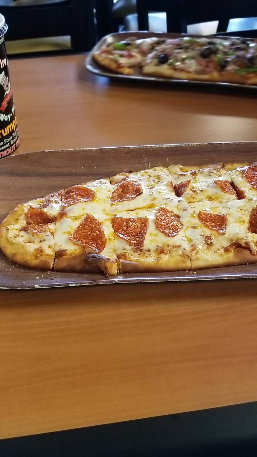 Turbo Fire Pizza | restaurant | 2415 N Dirksen Pkwy, Springfield, IL 62702, USA | 2175232180 OR +1 217-523-2180