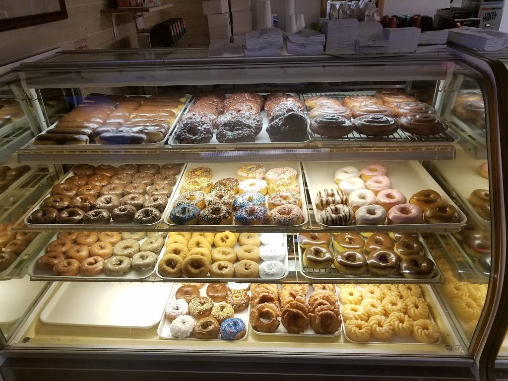 Hole in One Doughnuts | cafe | 410 N Alexander St, Plant City, FL 33563, USA | 8137548062 OR +1 813-754-8062
