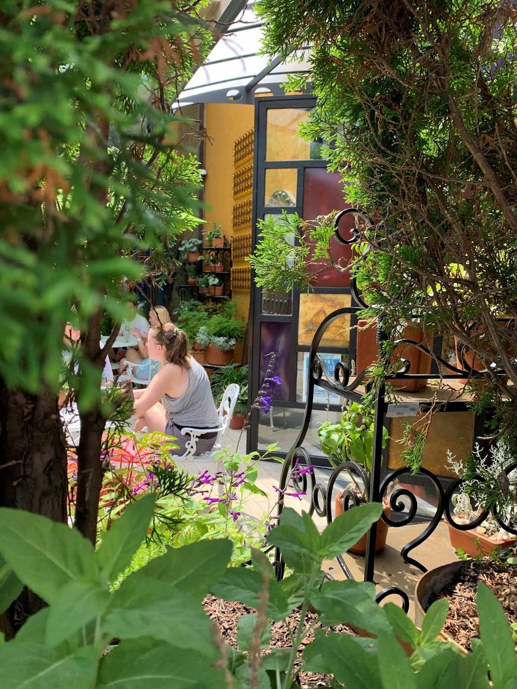 Artesano Cafe & Bistro | cafe | 109 Green Ln, Philadelphia, PA 19127, USA | 2673318457 OR +1 267-331-8457