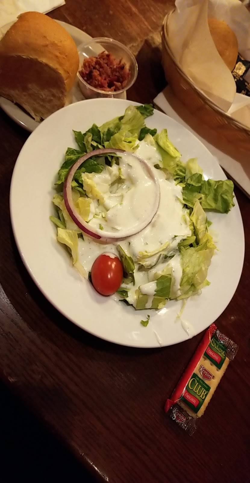 Tuckers Place South | restaurant | 3939 Union Rd, St. Louis, MO 63125, USA | 3148452584 OR +1 314-845-2584