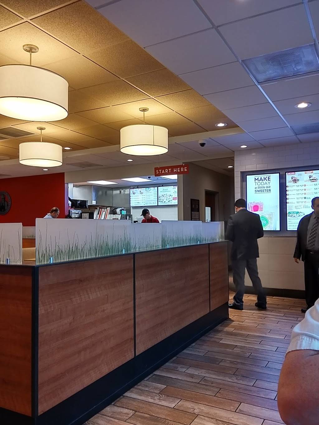 Wendys | restaurant | 130 Blowing Rock Blvd, Lenoir, NC 28645, USA | 8287587460 OR +1 828-758-7460