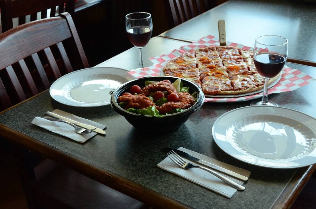 Jimbos Pizza | restaurant | 12257 Walker Rd, Lemont, IL 60439, USA | 6302571712 OR +1 630-257-1712