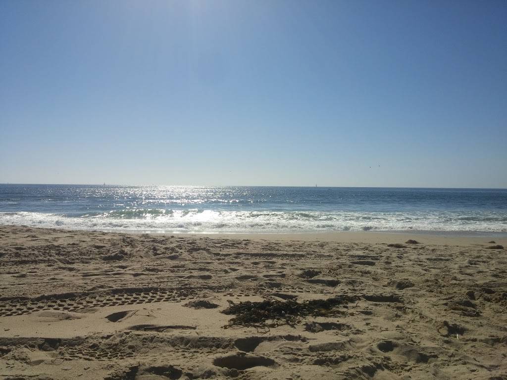 Hermosa Beach Yacht Club | restaurant | 66 Hermosa Ave, Hermosa Beach, CA 90254, USA | 3103766767 OR +1 310-376-6767