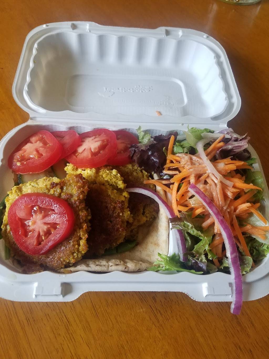 Busy Bee | restaurant | 43 N Beaver St, York, PA 17401, USA | 7178250866 OR +1 717-825-0866