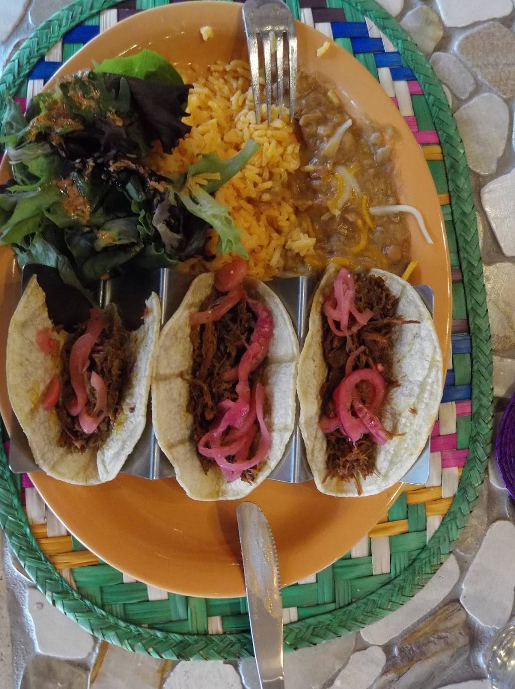 2Mesa Mexican Eatery | restaurant | 4110 W Martin Dr, Milwaukee, WI 53208, USA | 4148081594 OR +1 414-808-1594