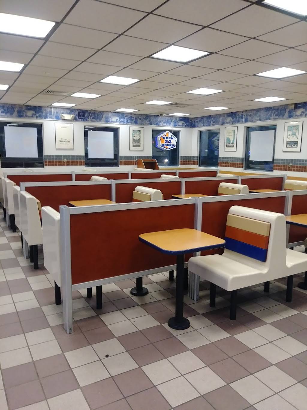 White Castle | restaurant | 89-03 57th Ave, Elmhurst, NY 11373, USA | 7184260618 OR +1 718-426-0618