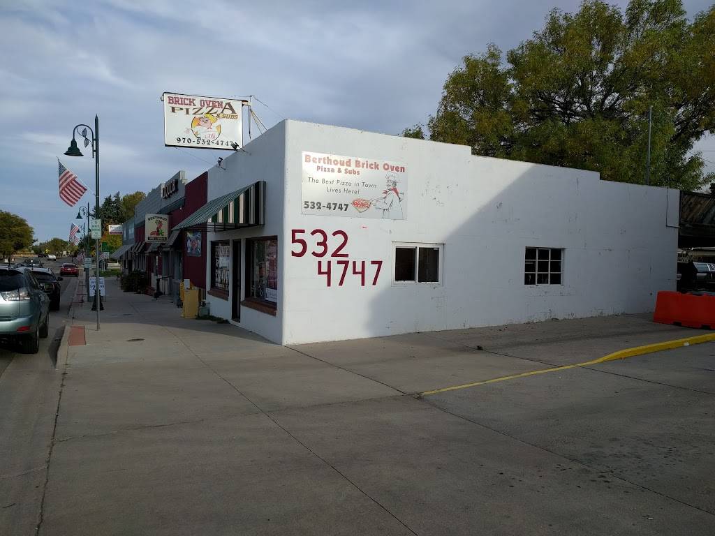 Brick Oven | restaurant | 269 Mountain Ave, Berthoud, CO 80513, USA | 9705324747 OR +1 970-532-4747
