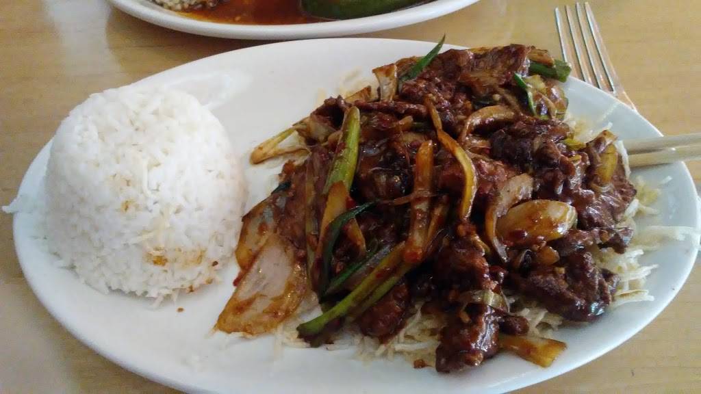 HakkaChow - Asian Eats | restaurant | 615 St George Square Ct, Winston-Salem, NC 27103, USA | 3368938178 OR +1 336-893-8178