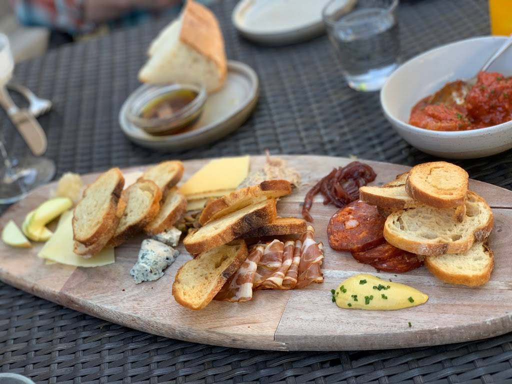 En Rama | restaurant | 1102 A St #220, Tacoma, WA 98402, USA | 2532237184 OR +1 253-223-7184