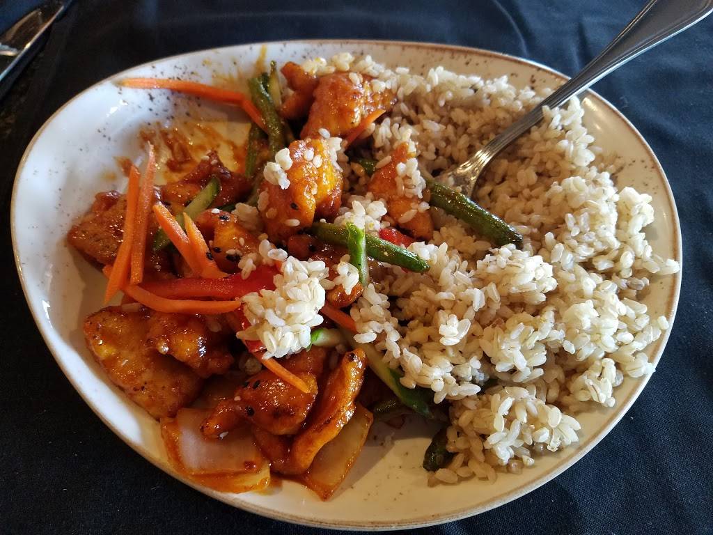 P.F. Changs | restaurant | 10325 Perimeter Pkwy, Charlotte, NC 28216, USA | 7045981927 OR +1 704-598-1927