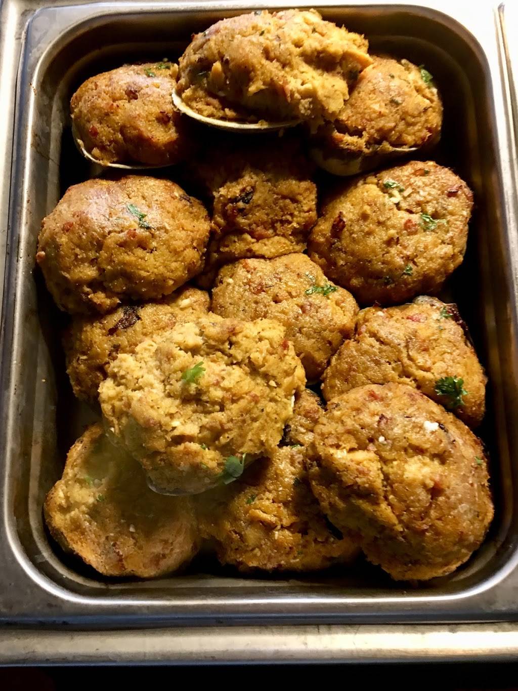 Donnie Bs | restaurant | 1110 Pinellas Bayway S, Tierra Verde, FL 33715, USA | 7272896249 OR +1 727-289-6249