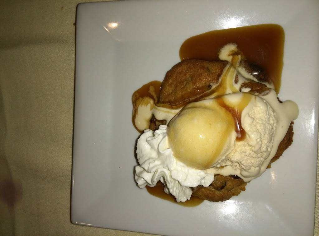 Villa Rose Restaurant & Lounge | night club | 1428 Center St, Ludlow, MA 01056, USA | 4135476667 OR +1 413-547-6667