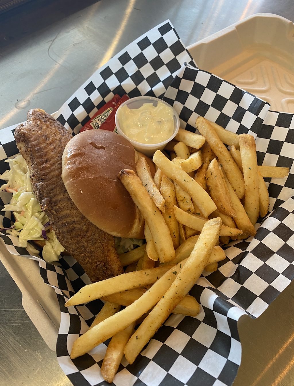 Golden Catch Fish and Chips | restaurant | 1100 N 1st St, San Jose, CA 95112, USA | 4083525330 OR +1 408-352-5330