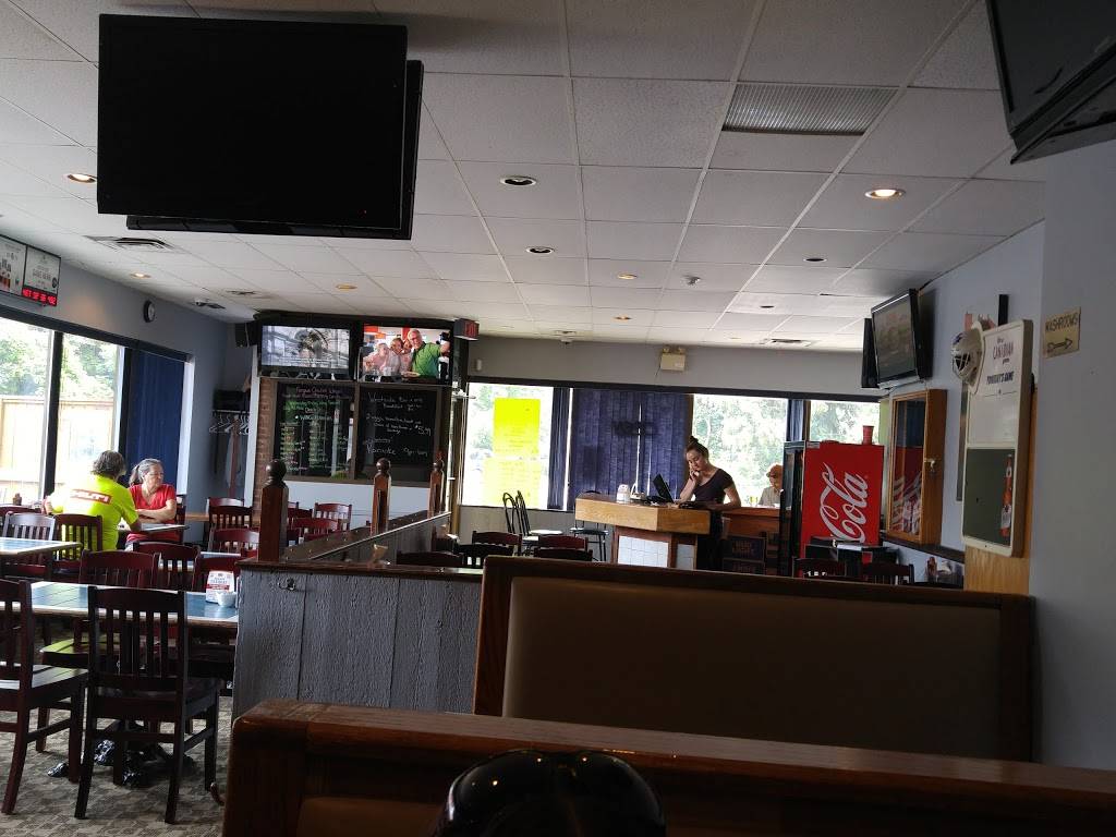 Westside Bar & Grill | restaurant | 304 St Andrews St, Cambridge, ON N1S 1P3, Canada | 5196240404 OR +1 519-624-0404