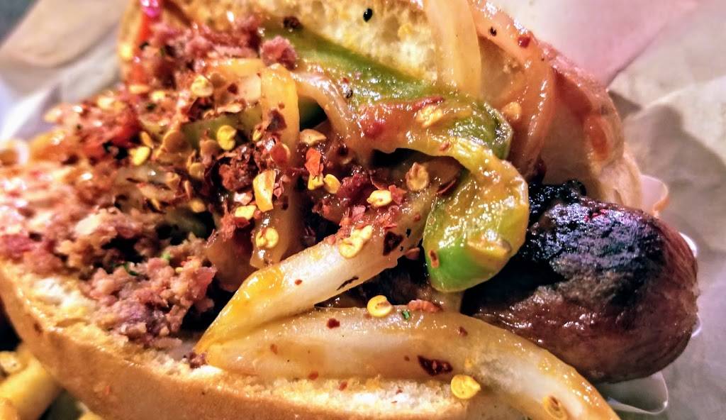 Dirt Dog Inc. | restaurant | 2528 S Figueroa St, Los Angeles, CA 90007, USA | 2137491813 OR +1 213-749-1813