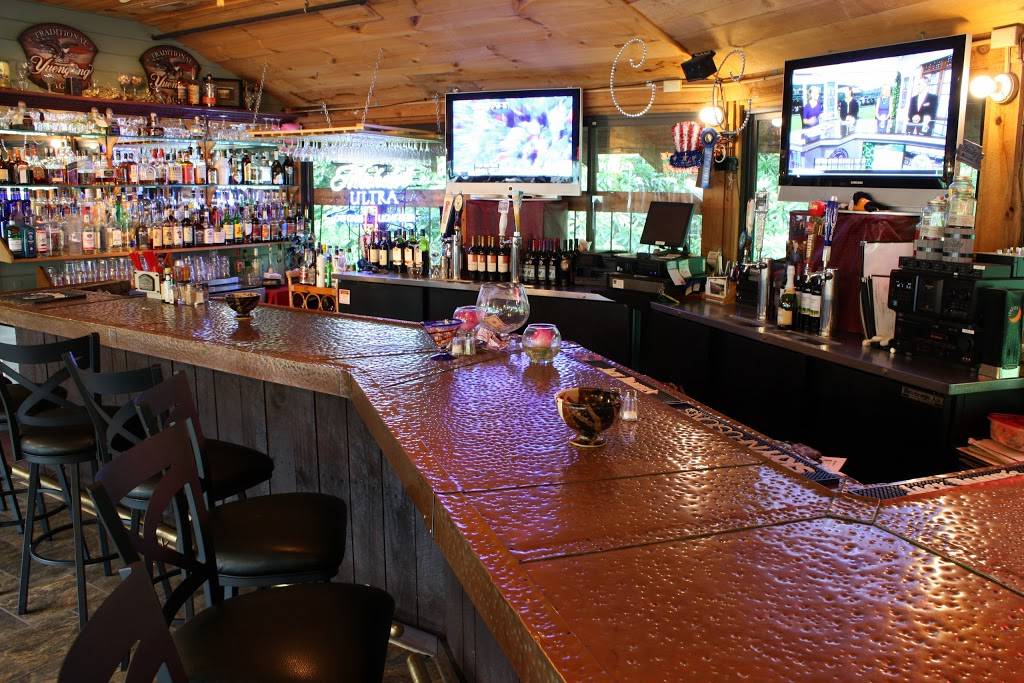 Crystelle Creek Restaurant | restaurant | 1654 East Pkwy, Gatlinburg, TN 37738, USA | 8654301551 OR +1 865-430-1551