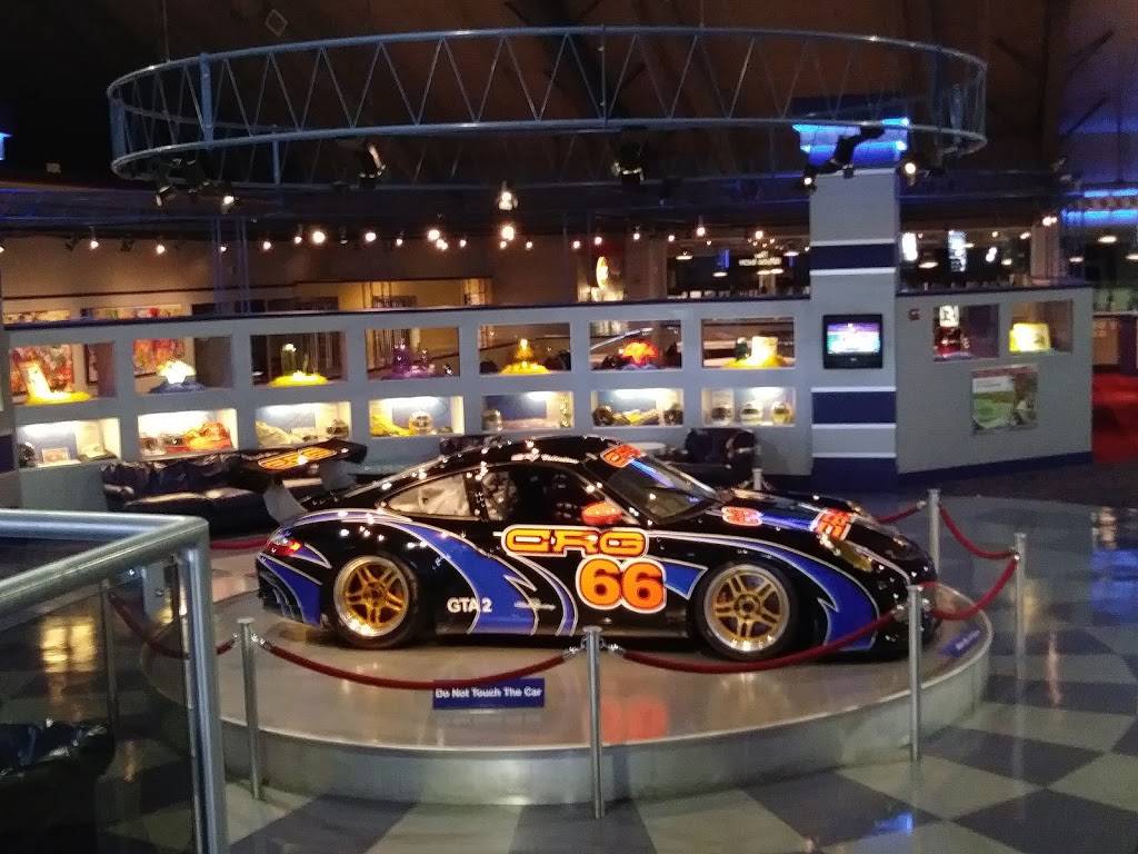 X1 Boston | restaurant | 290 Wood Rd, Braintree, MA 02184, USA | 7818482300 OR +1 781-848-2300