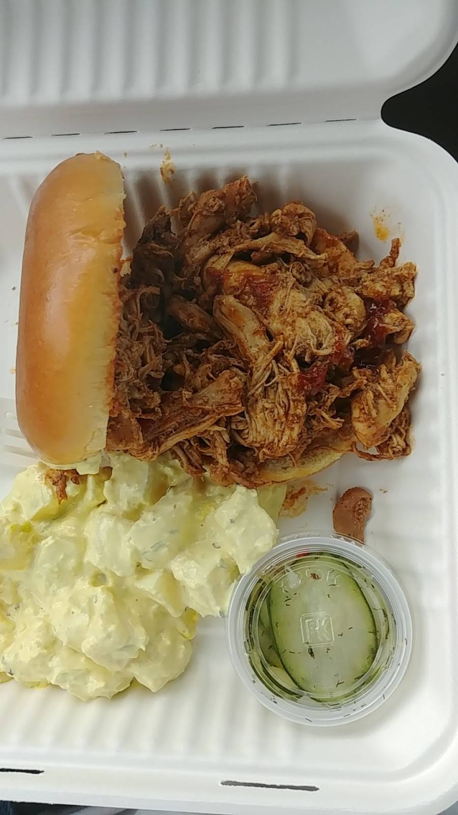 J&J Smokehouse BBQ | restaurant | 550 Main St, Catskill, NY 12414, USA | 5189435053 OR +1 518-943-5053