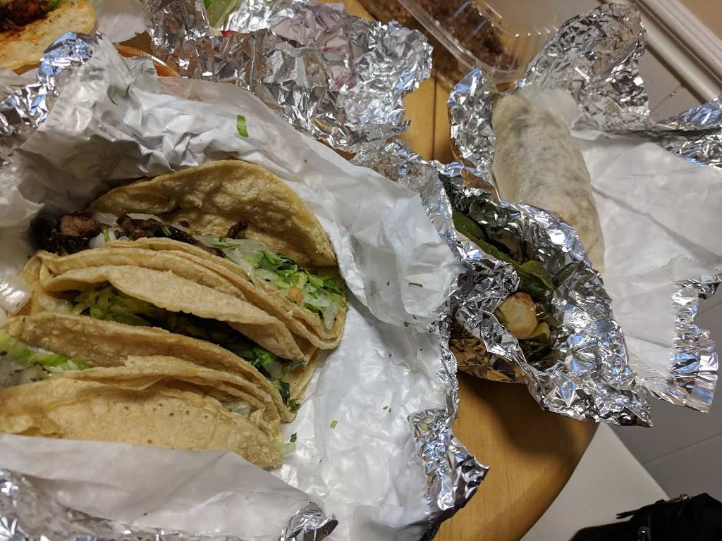 Tacos El Ganadero | restaurant | 4208 Division Ave S, Kentwood, MI 49548, USA | 6162490130 OR +1 616-249-0130