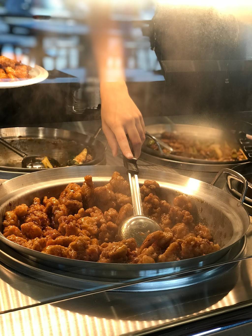 Panda Express | restaurant | 26150 Novi Rd, Novi, MI 48375, USA | 2483498626 OR +1 248-349-8626