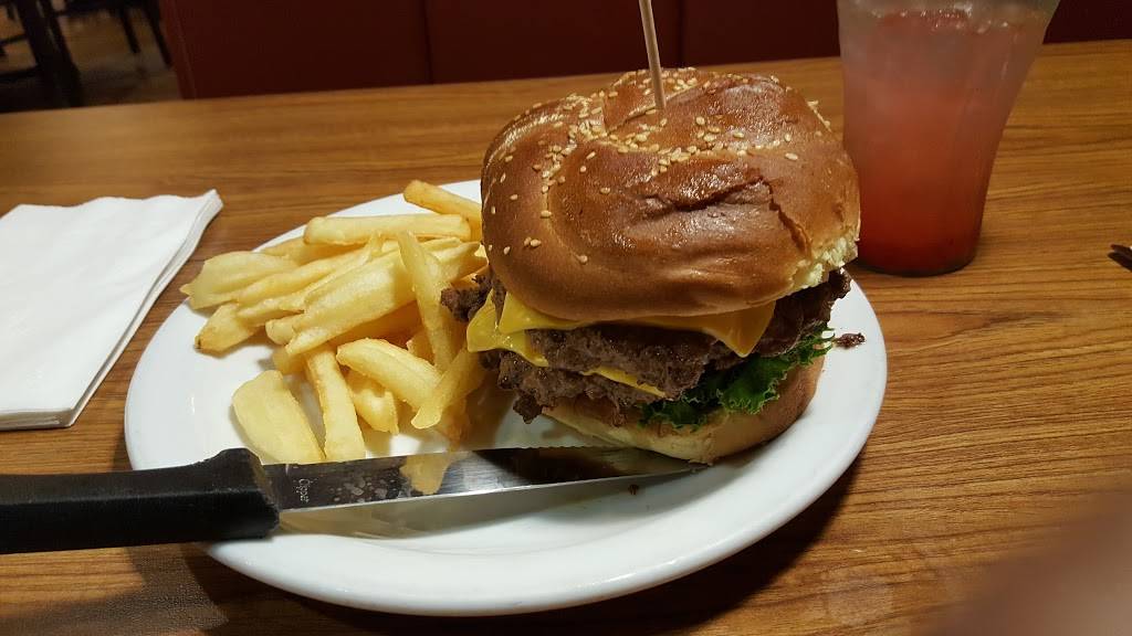 Dennys | restaurant | 2490 N Post Rd, Indianapolis, IN 46219, USA | 3178995198 OR +1 317-899-5198