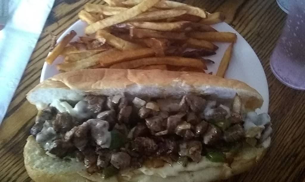 Chantilly’s Restaurant & Pub | restaurant | 1112 Hooksett Rd, Hooksett, NH 03106, USA | 6036250012 OR +1 603-625-0012