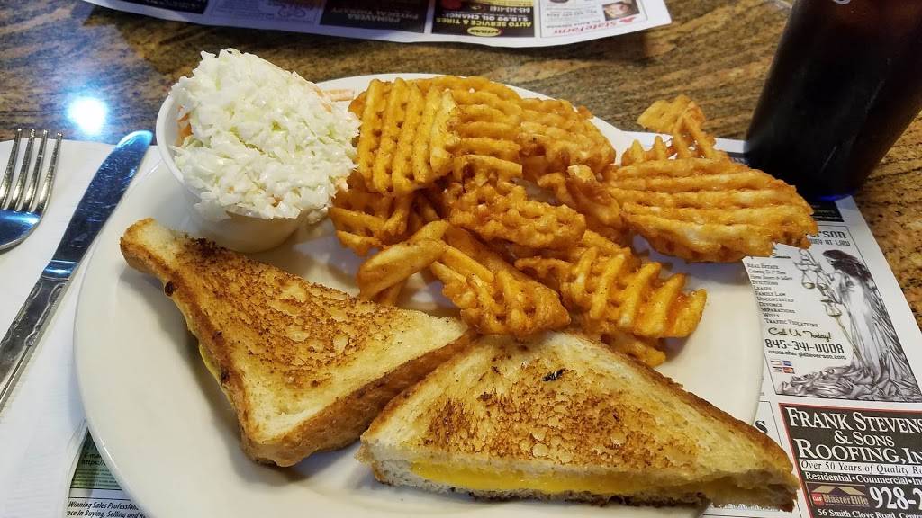 Americana Diner | restaurant | 420 NY-211, Middletown, NY 10940, USA | 8453446060 OR +1 845-344-6060