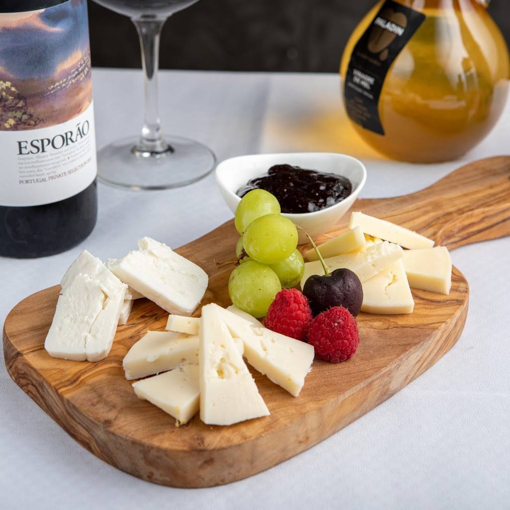 Seasins Miami (Portuguese Cuisine) | restaurant | 808 1st St, Miami Beach, FL 33139, USA | 7869752338 OR +1 786-975-2338