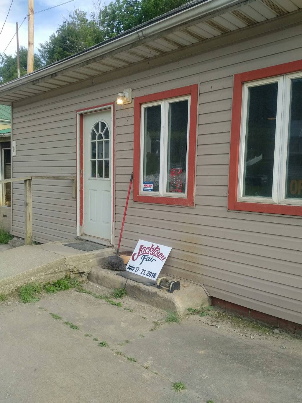 Creekside Kitchen | restaurant | 3000, 1120 W Roy Furman Hwy, Graysville, PA 15337, USA | 7244284006 OR +1 724-428-4006