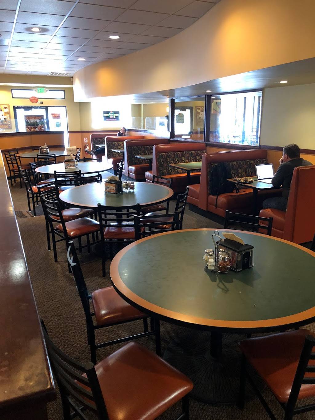 Round Table Pizza | meal delivery | 3637 Mt Diablo Blvd, Lafayette, CA 94549, USA | 9252830404 OR +1 925-283-0404