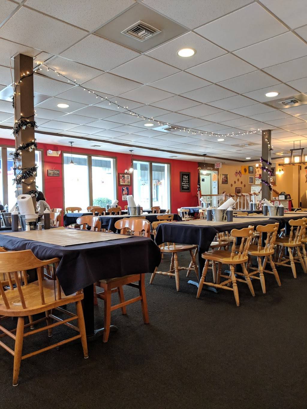 Heintzelmans BBQ Pit | restaurant | 6361 Knickerbocker Rd, Ontario, NY 14519, USA | 3153331235 OR +1 315-333-1235