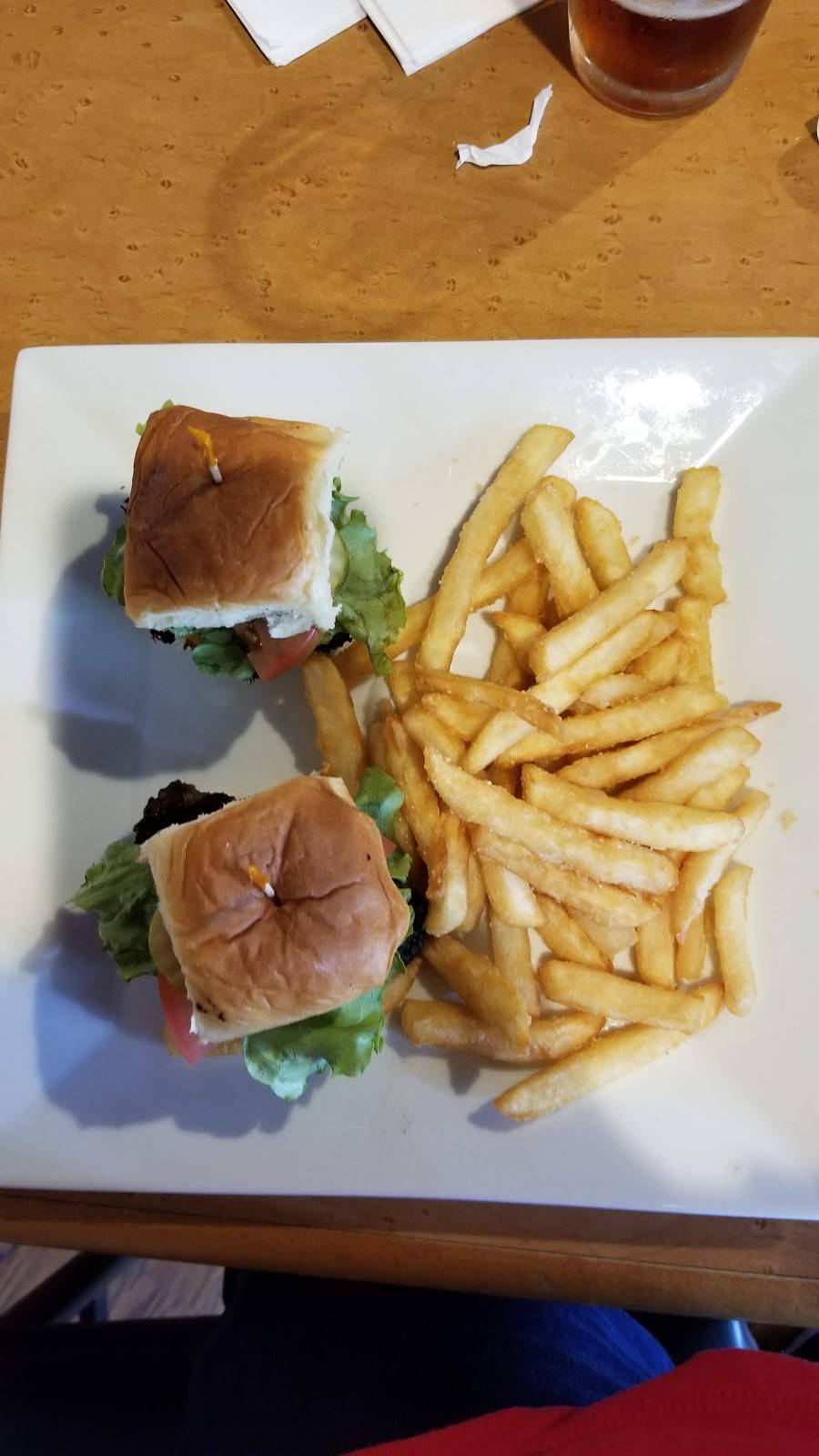 Black Bear Tavern and Restaurant | night club | 102 Fort Dr #1278, McHenry, MD 21541, USA | 3013876800 OR +1 301-387-6800