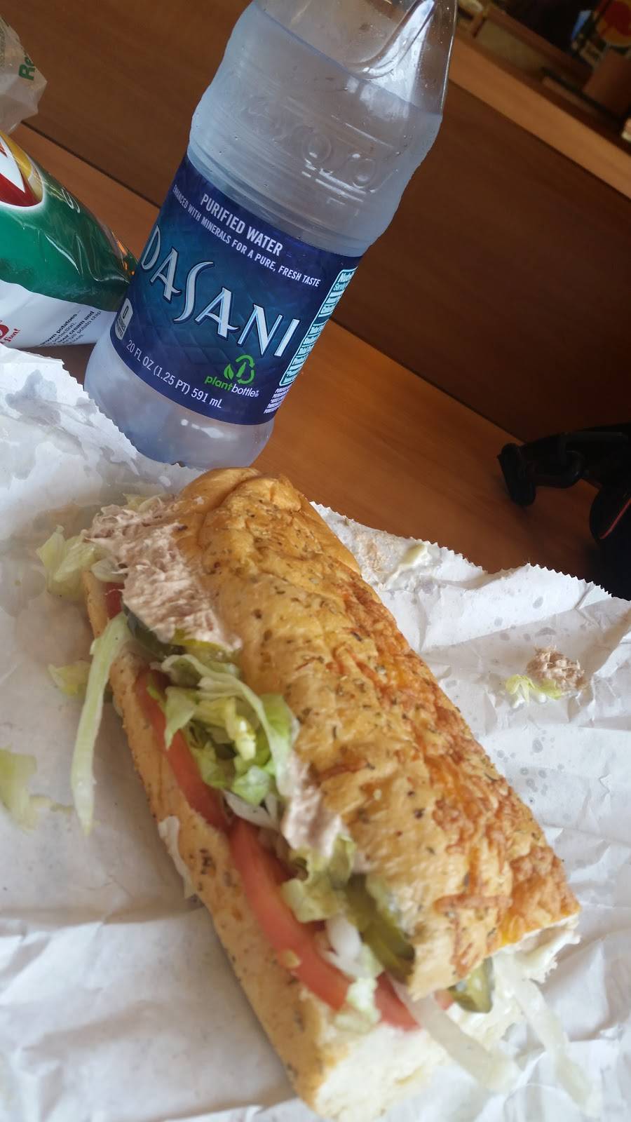 Subway | restaurant | 2511 Okeechobee Rd, Fort Pierce, FL 34947, USA | 7724614248 OR +1 772-461-4248