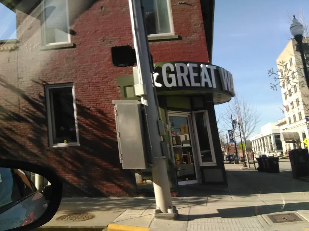 Great Wall Restaurant | meal delivery | 162 High St, Morgantown, WV 26505, USA | 3042913417 OR +1 304-291-3417